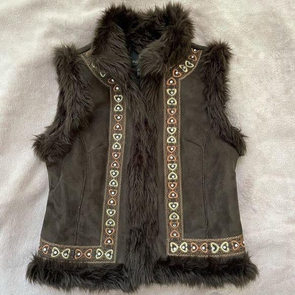 Fuda Studio Jackets & Blazers - Fuda Studio faux fur and faux suede vest